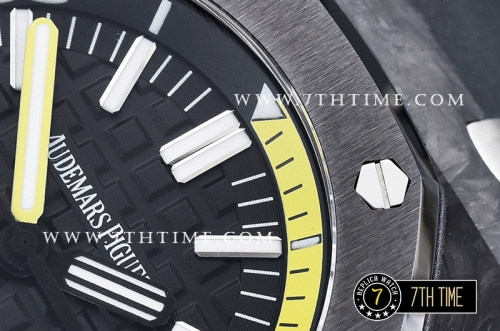 Royal Oak Diver 42mm Forged Carbon  Black/Yellow Dial Rubber Strap MY9015