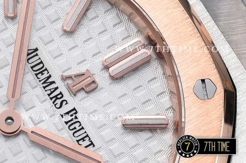 Royal Oak Ladies 33mm RG/SS White Dial Swiss ETA Quartz