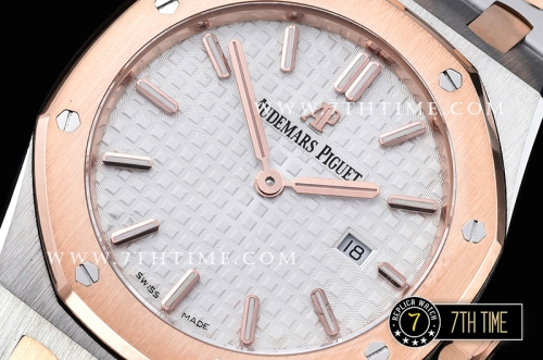 Royal Oak Ladies 33mm RG/SS White Dial Swiss ETA Quartz