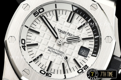 Royal Oak Offshore Diver 15710 42mm White Checkered Dial SS/RU Asia 2824