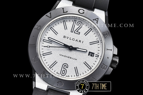 Bvlgari Diagono Magnesium Ceramic Bezel Special Gray Silver "Motorlac" Coated Dial with Numerals & Stick Markers