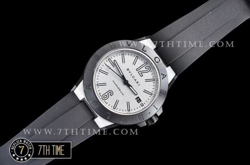 Bvlgari Diagono Magnesium Ceramic Bezel Special Gray Silver "Motorlac" Coated Dial with Numerals & Stick Markers