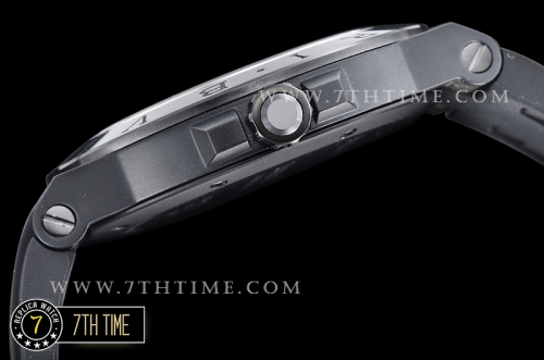 Bvlgari Diagono Magnesium Ceramic Bezel Special Gray Silver "Motorlac" Coated Dial with Numerals & Stick Markers