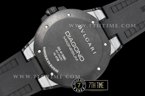 Bvlgari Diagono Magnesium Ceramic Bezel Special Gray Silver "Motorlac" Coated Dial with Numerals & Stick Markers