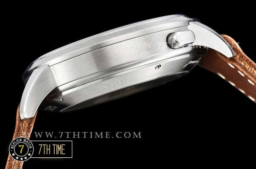 Glashutte Senator Navigator Black Dial with Numerals Leather Strap