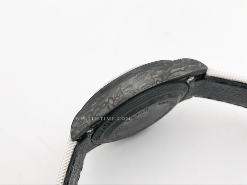 Daytona DIW Carbon White FC/LE White N6F A4130