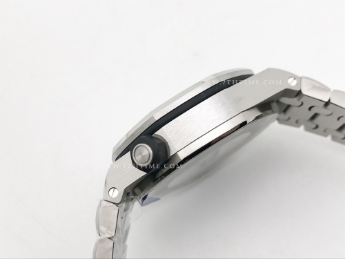 Royal Oak Offshore Diver 15703 SS/SS APSF V2 A3120