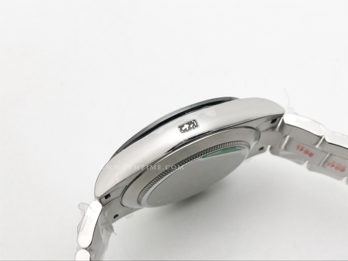 Daytona 116500 SS/SS White/Stk SBF DD4130