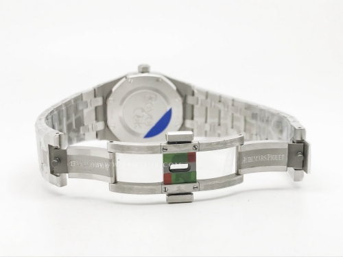 Royal Oak Ladies 67650ST 33mm SS/SS Wht/Stk ZF Sw Qtz