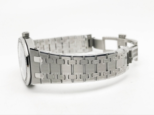 Royal Oak Ladies 67651ST Dia SS/SS Blue/Stk ZF Sw Qtz