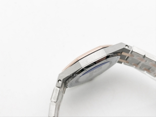 Royal Oak Ladies 67650SR RG/SS Wht/Stk ZF Sw Qtz