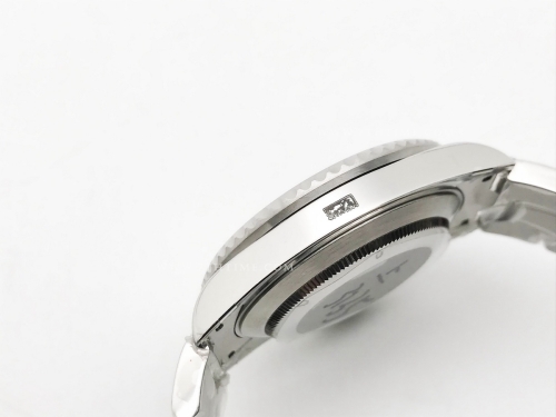 Sub 16610LV Re SS/SS Black BPF VR3135