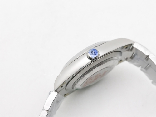 Oyster Pert. 41mm 124300 SS/SS Green EWE A3230