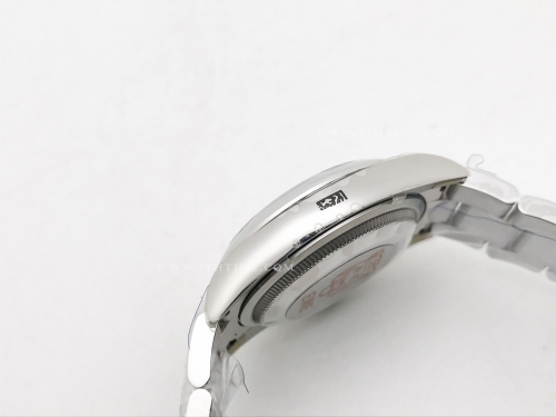 Oyster Pert. 36mm 126000 SS/SS Blue EWE A3230