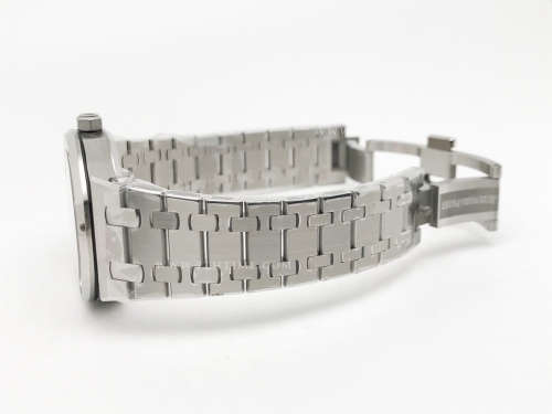 Royal Oak Ladies 77350ST 34mm SS/SS White ZF A5800