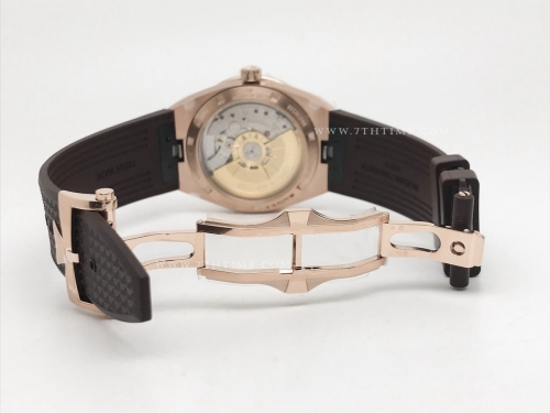 Overseas 4500V RG/RU White MKS MY9015 Cal5100