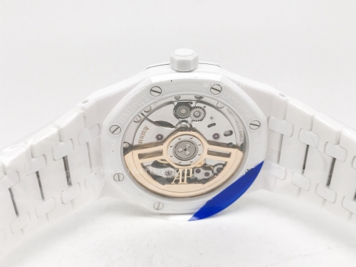 Royal Oak 41mm 15500 Wht CER/CER Silv APSF A4302