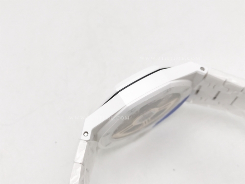 Royal Oak 41mm 15500 Wht CER/CER Blue APSF A4302