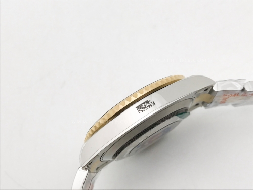 Submariner 116613LN YG/SS Black FCF VR3135