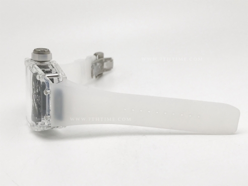 RM35-01 Wht/Wht CRY/RU SONIC RMUL3