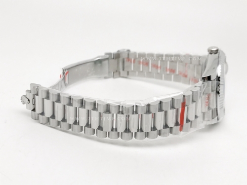 DayDate 40mm 904L Flt Wt SS/SS Blue/Rm Noob A2836