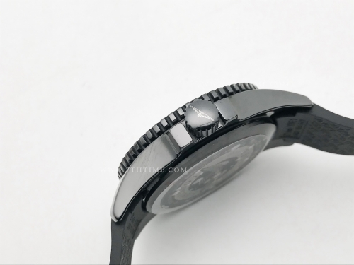 HydroConquest Mens 43mm CER/RU Black HKF Asia 2824