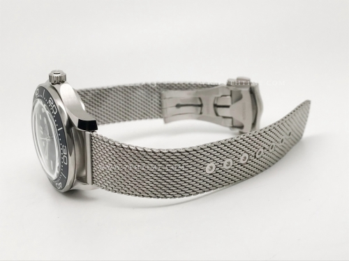 Seamaster 300 James Bond 60th Anni SS/SS BLS A8806