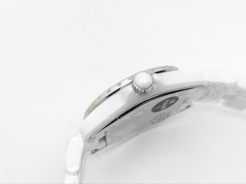 XHANEL J-12 38mm Wht CER/CER Wht/Pink Num Dia HTF A2892