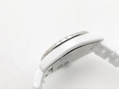 XHANEL J-12 38mm Wht CER/CER Wht/Dia HTF A2892