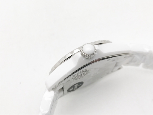 XHANEL J-12 38mm Wht Coco CER/CER Wht/Num HTF A2892