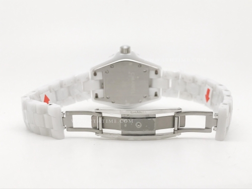 XHANEL J-12 33mm Wht CER/CER Wht/Dia HTF Qtz