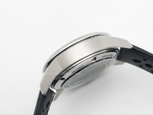 Carrera Chrono 42mm Wht SS/LE Wht/Blk A8F VK63A