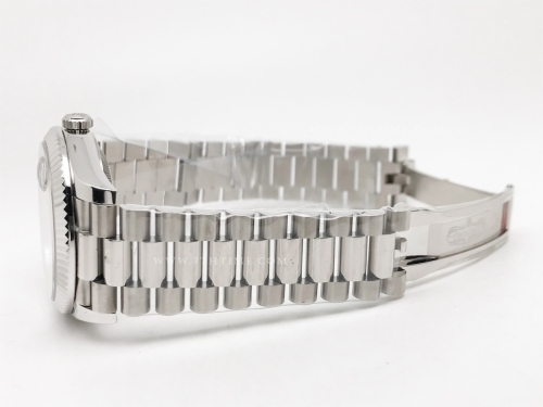 DayDate 40mm 228239 904L Flt Wt WG/WG Blue/Rm KF VR3255