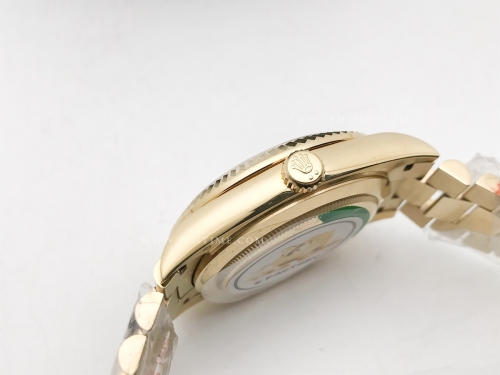 DayDate 40mm 228238 904L Flt Wt YG/YG Wht/Rm KF VR3255