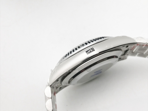 DayDate 40mm 904L Flt SS/SS Grn/Stk GMF VR3255