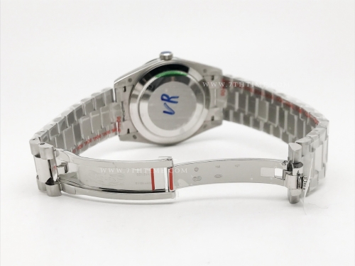 DayDate 40mm 904L Flt SS/SS Grn/Stk GMF VR3255