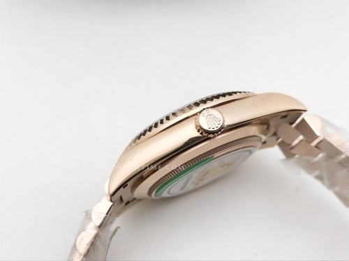 DayDate 40mm 228235 904L Flt Wt RG/RG G-Gry/Rm KF VR3255