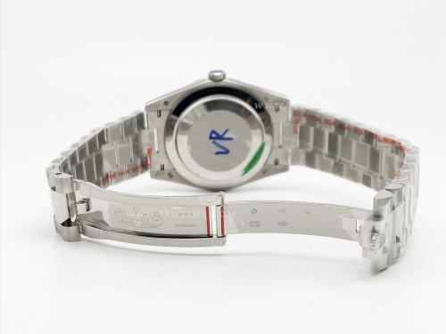 DayDate 40mm 904L Flt SS/SS Blk/Dia GMF VR3255