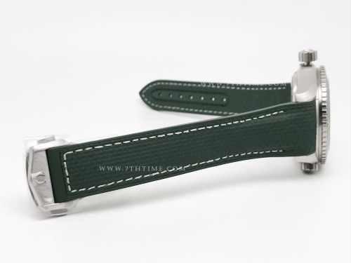 Planet Ocean 43.5mm Grn Cer SS/RU Silv VSF A8900