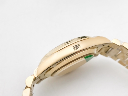 DayDate 40mm 904L Flt Wt YG/YG Blk/Stk TMF SH3255