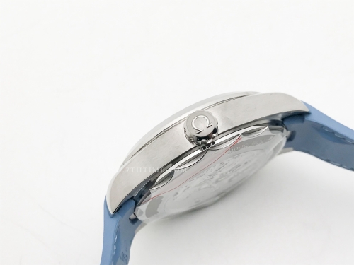 Aqua Terra GMT Worldtimer 43mm SS/RU S-Blue VSF A8938