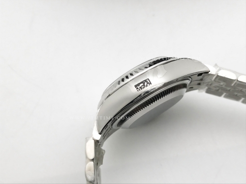 DateJust Ladies 28mm Jub Flt 904L SS/SS Green/Stk GMF A2671