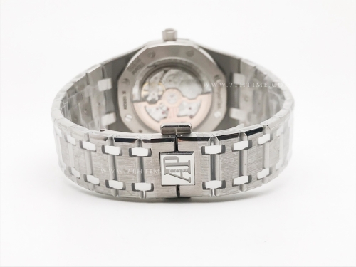 Royal Oak Jumbo 15202IP TI/TI S-Blue ZF V2 A2121