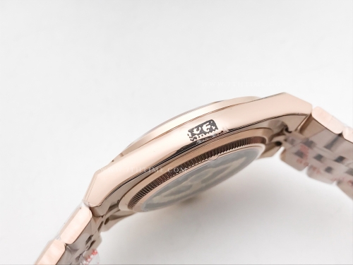 Land Dweller 40mm Wt Dia RG/RG Wht/Dia YYF A7135