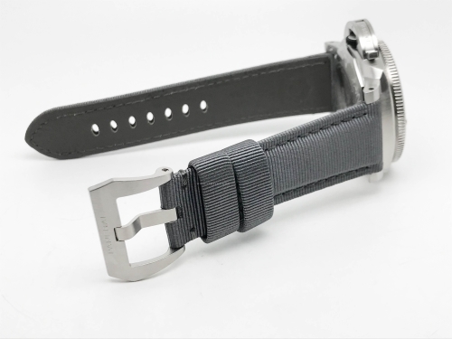 Submersible QuarantaQuattro 44mm SS/NY Anth VSF P900