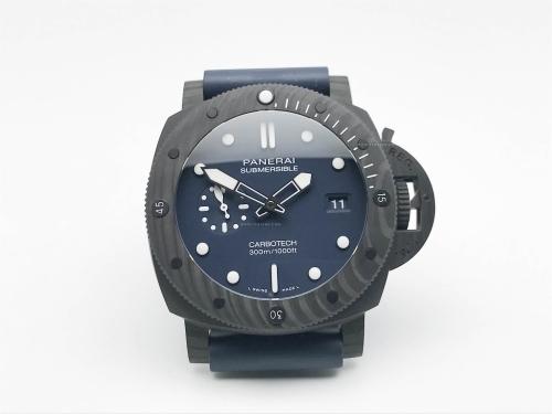 Submersible QuarantaQuattro 44mm FC/RU VSF P900