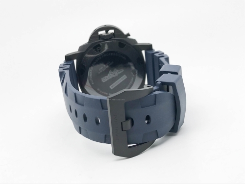 Submersible QuarantaQuattro 44mm FC/RU VSF P900