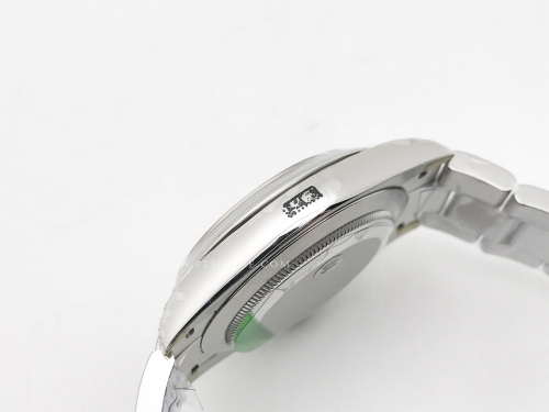 Oyster Pert 41mm 124300 Oys SS/SS Red VSF V2 VS3230