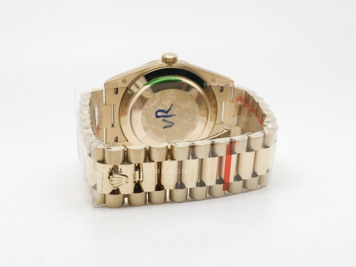 DayDate 40mm 904L Flt YG/YG Blk/Rm GMF VR3255