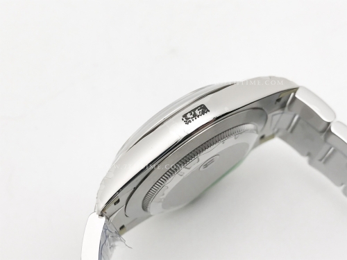 Oyster Pert 41mm 124300 Oys SS/SS Blue VSF V2 VS3230